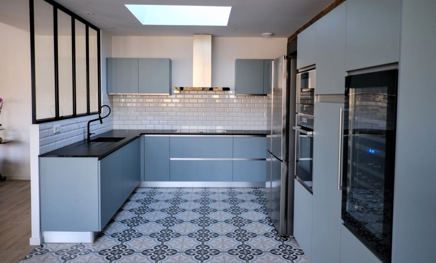 Cuisine moderne bleu